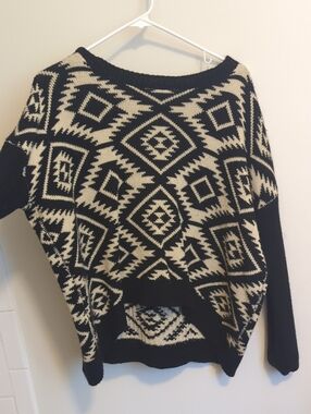 Black and Cream Geometric Knit Crewneck Sweater